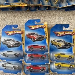 Hot Wheels 2009 Nuevos Modelos Amarillo Rojo Blanco 70 Buick GSX #7 Lote de 7 - Imagen 1 de 5