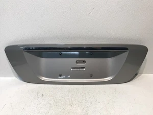 2003-06 Mercedes W220 S430 Trunk Lid Trim License Plate Panel Garnish OEM Silver - Picture 1 of 5