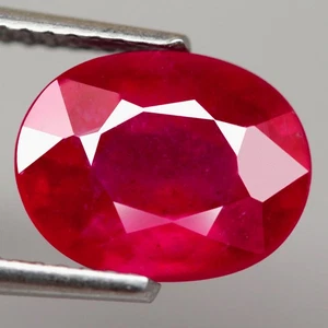 3.65Ct. Natural Gemstone Ruby Red Oval Big Madagascar Beautiful Sparkles Color! - Picture 1 of 7