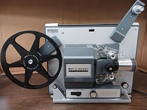 Bell + Howell 357A Super 8 Projector RECONDITIONED + Converted to 1000-Hour Bulb - Picture 1 of 18