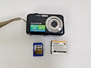 Fujifilm Finepix JV200 14 MP Digital Camera - Picture 1 of 9