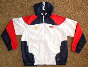 NEU UNDER ARMOUR PROJECT ROCK Kapuzenjacke Herren XL OLYMPIADE Rot Weiß Blau RAR - Bild 1 von 8