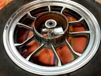 Honda Shadow VT 500c 1985 llanta trasera no estrellada ni doblada OEM Foto 1 de 4