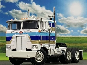 1/64 DCP WHITE/BLUE/GOLD 352 PETERBILT 86" COE - Picture 1 of 5
