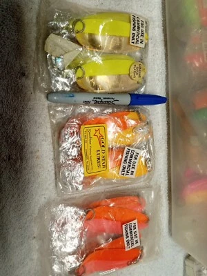 Caja 8/6 cucharas de salmón canadienses #5 mezcla. Nuevo 36. 12 de cada color. Foto 1 de 4