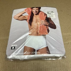 JCPenney Royal Comfort Cotton Briefs Mens Size 32 White 3 Pack USA 90s NEW VTG - Picture 1 of 10