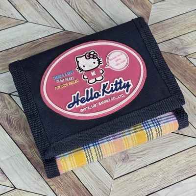 Cartera de colección 1997 Sanrio Hello Kitty azul oscuro lona triple borde a cuadros  Foto 1 de 4