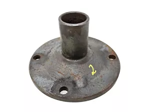 Cushman 3-Speed Manual Transmission Front Input Shaft Bearing Retainer Cover #2 - Picture 1 of 9