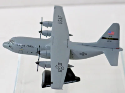 USAF C-130 Hercules 1:200 (An Loc 1972) PS5330-3 Daron Same Day Shipping - Image 1 of 4