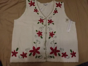 Cream Vest w/ Poinsettia Flowers NWT - Picture 1 of 4