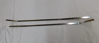 Par de molduras de grade superior Pontiac GM 1962 fabricante de equipamento original Bonneville Catalina - Imagem 1 de 4