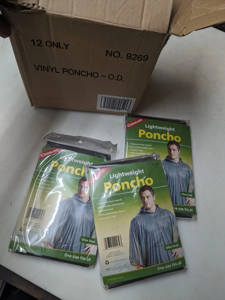 NUEVO ESTUCHE 12 PONCHO IMPERMEABLE EMERGENCIA VERDE TALLA ÚNICA COGHLAN’S LOTE 12 Foto 1 de 4