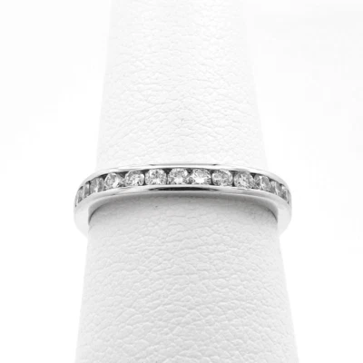 18k White Gold Natural Diamond Square Wedding Band Anniversary Ring New sz6 - Image 1 of 4