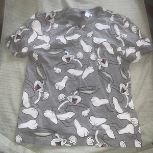 Men’s H&M Divided Looney Tunes Bugs Bunny Collection Gray T-shirt Medium-AOP - Picture 1 of 2