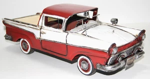 TINPLATE AUTO IN LATTA VINTAGE PICKUP ROSSO E BIANCO LUNGHEZZA 34,5 CM QC2 - Foto 1 di 14