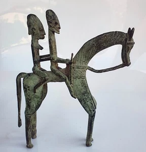 SCULPTURE Couple de cavaliers DOGON en BRONZE du MALI art BRUT XXeme - Bild 1 von 12
