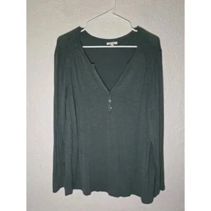 Maurices ~ Neu mit Etikett ~ grünes Henley-Langarm-T-Shirt mit V-Ausschnitt und Schulter gesmokt ~ Übergröße 3X - Bild 1 von 4