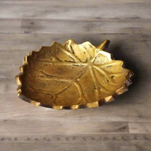 Leaf Ashtray Solid Brass Mid-Century Ring Tray And Trinket Dish (3" x 2.25") - Picture 1 of 5