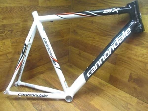 CRACKED * BROKEN * BENT * CANNONDALE SYSTEM SIX CARBON - ALLOY ROAD BIKE FRAME  - Picture 1 of 12