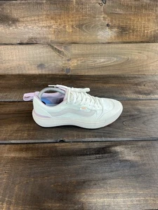 VANS Ultrarange Exo SE Cream & Lavender Sneakers Shoes Women Size 8.5 - Picture 1 of 18