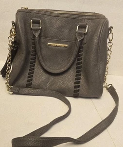 Steve Madden Crossbody Gray Purse Golf Accents Leather - Bild 1 von 8