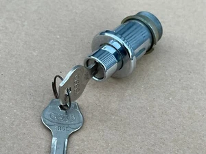 DKW Auto-Union 1000 SP trunk lock junior DKW F 11, DKW F 12 tailgate - Picture 1 of 4