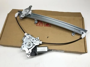 Power Window Motor and Regulator Front Right CARQUEST fits 00-01 Nissan Maxima - Picture 1 of 3