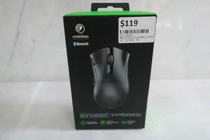 Razer DeathAdder V2 X HyperSpeed Ergonomic Wireless Optical Gaming Mouse - Picture 1 of 7