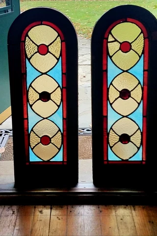 ANTIQUE GOTHIC STAINED GLASS CHURCH WINDOW SET(2), TOMBSTONE SHAPE PHILADELPHIA Cover
