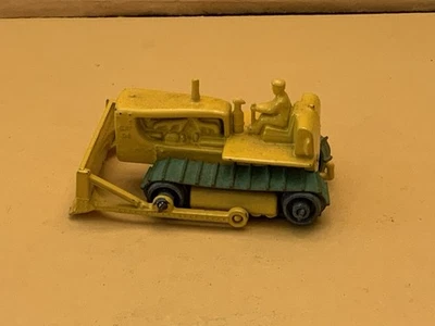 Matchbox Lesney No. Bulldozer Caterpillar 18 rodillos negros driver amarillo Foto 1 de 4