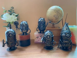 Minion SCULTURA IN METALLO modello rottami metallici, regalo wow per mamma, regali anniversario - Foto 1 di 16