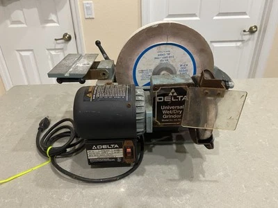 Afilador de banco universal de secado húmedo DELTA modelo 23-700  Foto 1 de 4