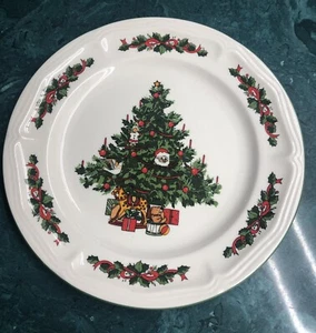 Christmas Dinnerware Christmastree 11" Dinner Plate - Picture 1 of 5