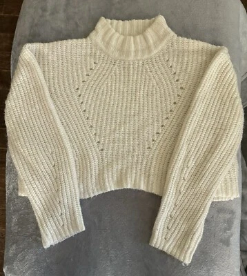 Suéter corto Unif cuello alto manga larga blanco talla pequeña para mujer Foto 1 de 4