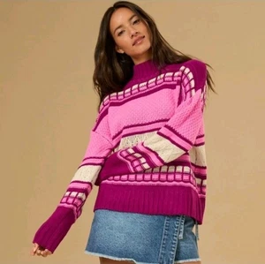 Altar'd State rosa weiß gestreifter Oversize süß mädchenhafter lässiger Pullover Größe Small - Bild 1 von 8
