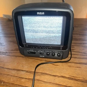 TV color RCA 16-3000 5" - Imagen 1 de 11