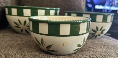 Temp-Tations Juego de 3 Cuencos Mezcladores Grandes con Borde de Tablero de Cuadros Verde/Floral Foto 1 de 4