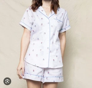 Petite Plume Women’s Sz M Short Sleeve Shirt Shorts Pajama Set Sail Boats - Picture 1 of 6