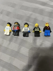 LEGO Minifigures Lot Of 5 - Picture 1 of 1