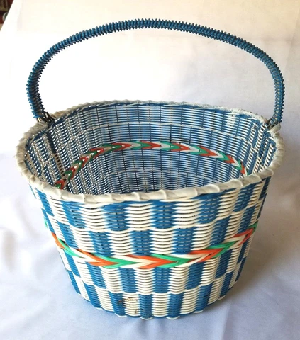 MCM Mid Century Retro Basket Wire Frame Plastic Vinyl Weave Large Blue & White Cover