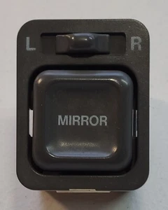 1997-2001 Honda CR-V Gray Power Mirror Control Switch (35190-S04-901ZE) - Picture 1 of 5