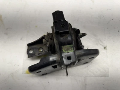 GENUINE 2011-2017 LEXUS CT200H 1.8L Engine Motor Mount OEM MATCH PHOTOS - Image 1 of 4