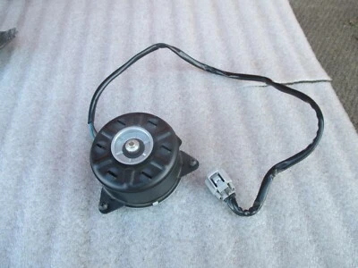  2015 2016 2017 2018 2019 Lexus nx nx200t Cooling Fan Motor oem rh  side used  - Image 1 of 4