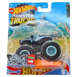 Monster Trucks Hotweiler with Connect and Crash car 72/75 (1:64 Scale) - Picture 1 of 6