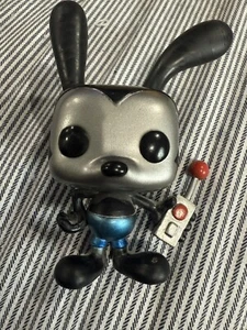 OSWALD THE LUCKY RABBIT FUNKO POP COMIC CON EXCLUSIVE - Picture 1 of 5