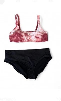 Conjunto superior e inferior de bikini Nike Tie Dye cuello redondo. Talla L. Precio de venta sugerido por el fabricante 108 USD  Foto 1 de 4