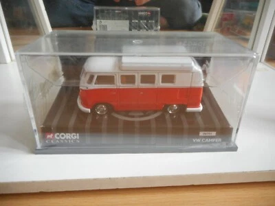 Corgi Classics VW Volkswagen Transporter T1 Camper en rouge/blanc dans sa boîte - Photo 1/2