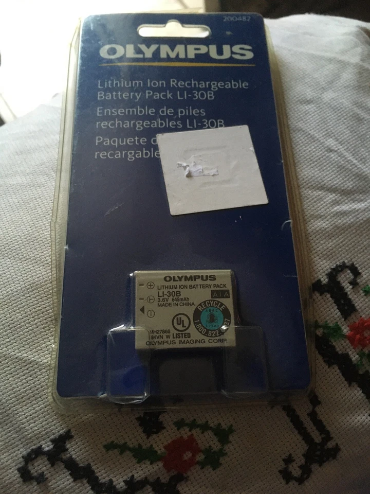 Olympus LI-30B (200482) Li-Ion Camera