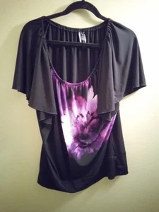 Blusa Mujer 1X Rendezvous Negra y Rosa Asimétrica Manga Corta - Imagen 1 de 4