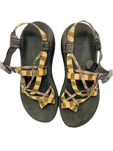 Sandali sportivi da donna Chaco taglia 8 M USA - multicolore arancione e giallo - Foto 1 di 4